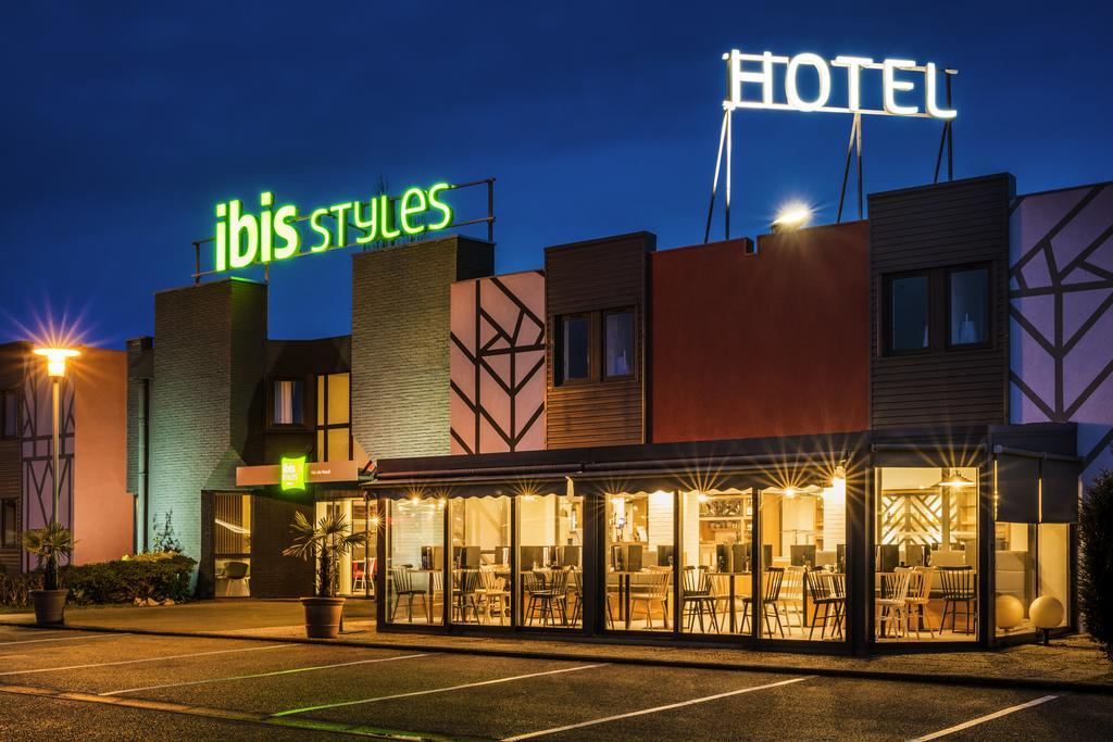 Ibis Styles Rouen Val De Reuil Hotel Val-de-Reuil Exterior photo