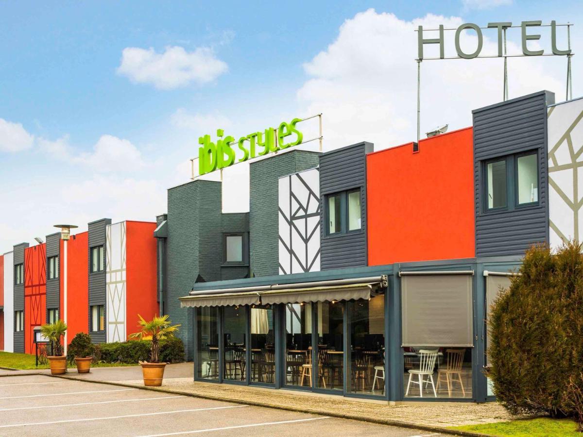 Ibis Styles Rouen Val De Reuil Hotel Val-de-Reuil Exterior photo